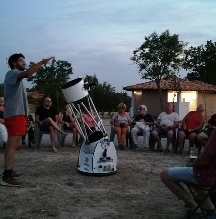 astro