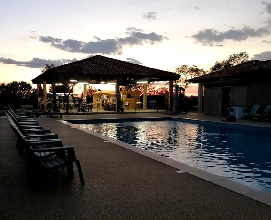 Piscine nocturne